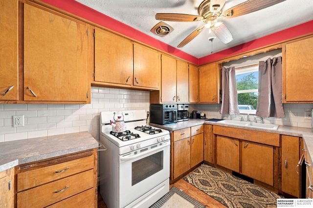 5400 Ervin Street, Lincoln, NE 68504