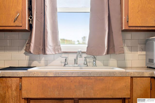 5400 Ervin Street, Lincoln, NE 68504