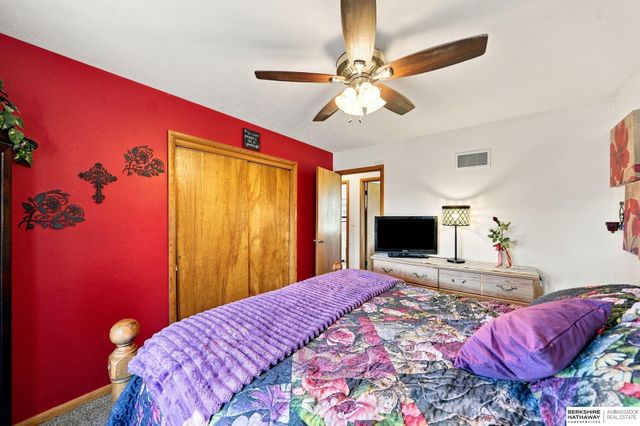 5400 Ervin Street, Lincoln, NE 68504
