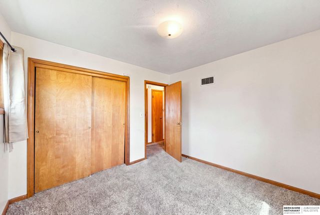 5400 Ervin Street, Lincoln, NE 68504