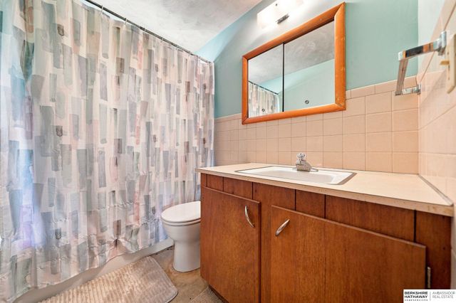 5400 Ervin Street, Lincoln, NE 68504