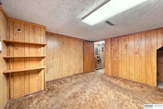 5400 Ervin Street, Lincoln, NE 68504