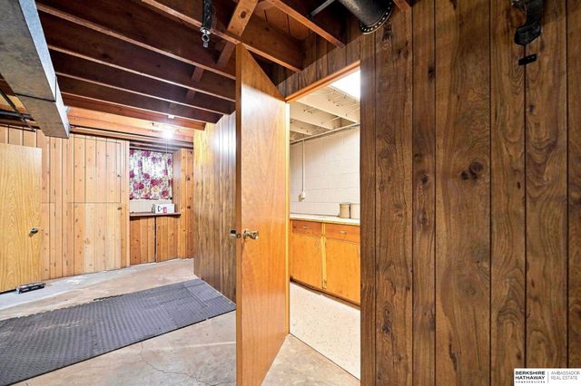 5400 Ervin Street, Lincoln, NE 68504