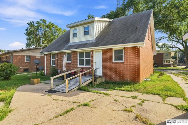 5400 Ervin Street, Lincoln, NE 68504