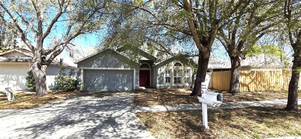4716 LITTLE DENISE COURT, Valrico, FL 33594