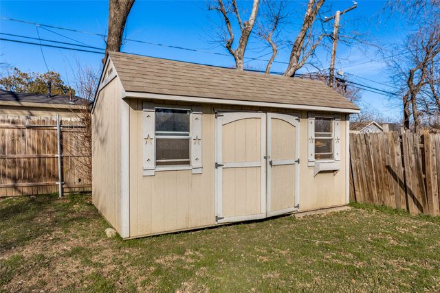 1415 E Terrell Avenue, Fort Worth, TX 76104