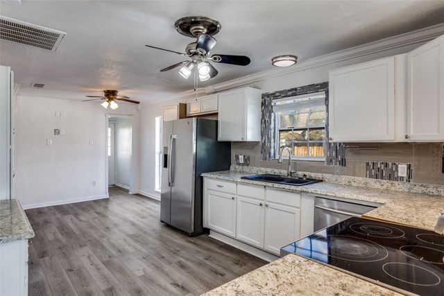 1415 E Terrell Avenue, Fort Worth, TX 76104