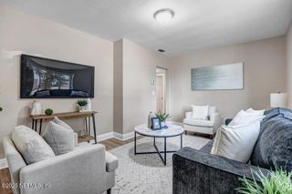 4802 APPLETON Avenue, Jacksonville, FL 32210