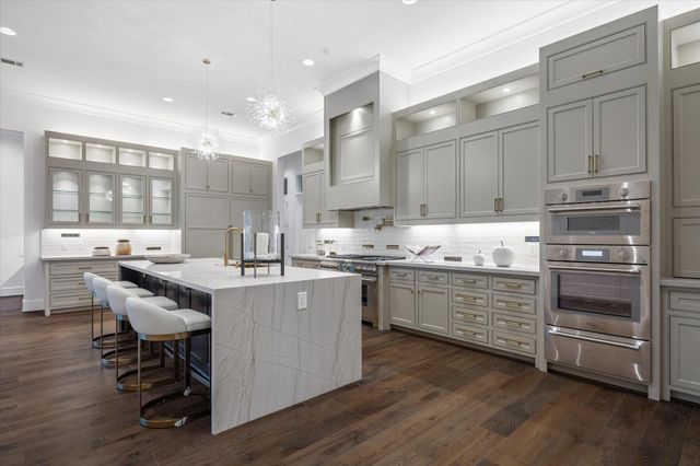 5517 Sturbridge Drive, Houston, TX 77056