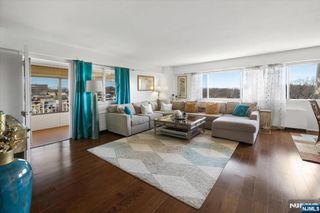 2185 Lemoine 7i, Fort Lee, NJ 07024