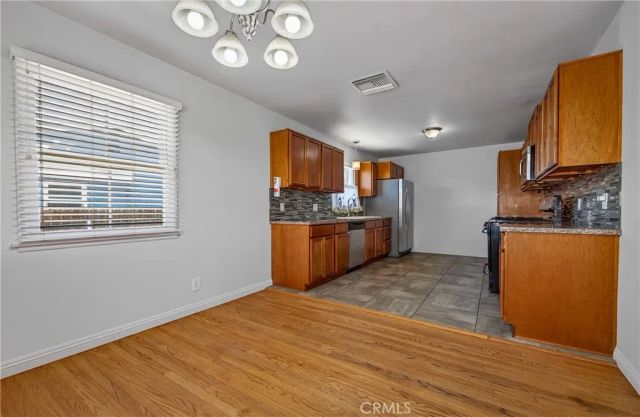 34776 Pecan Avenue, Yucaipa, CA 92399