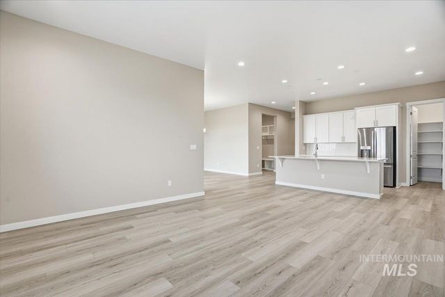 1231 Stirling Meadows Ct, Middleton, ID 83644