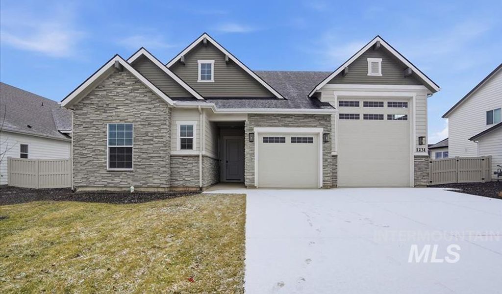 1231 Stirling Meadows Ct, Middleton, ID 83644