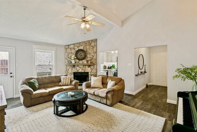 5917 Santa Fe Drive, Arlington, TX 76017