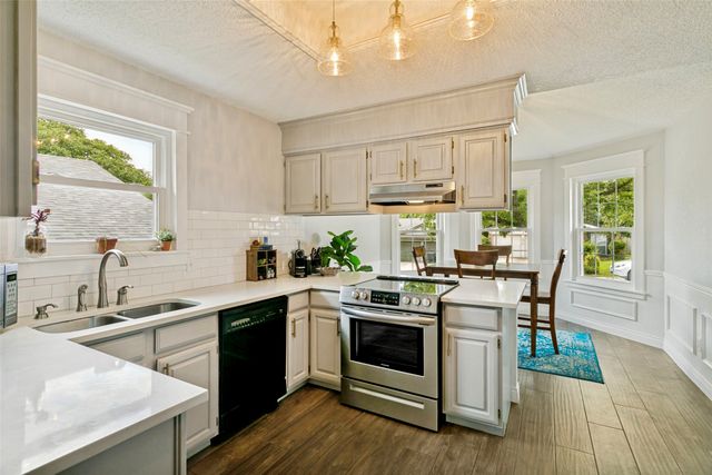 5917 Santa Fe Drive, Arlington, TX 76017
