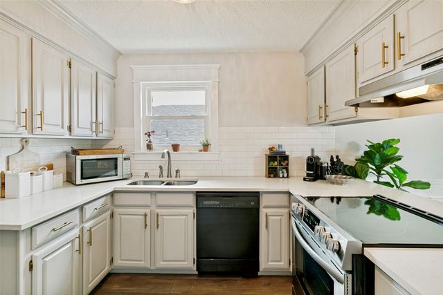 5917 Santa Fe Drive, Arlington, TX 76017