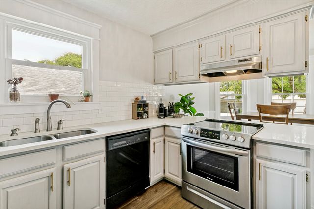5917 Santa Fe Drive, Arlington, TX 76017