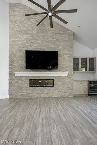 7820 Harbour Towne Avenue, Las Vegas, NV 89113