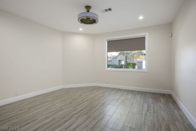 7820 Harbour Towne Avenue, Las Vegas, NV 89113