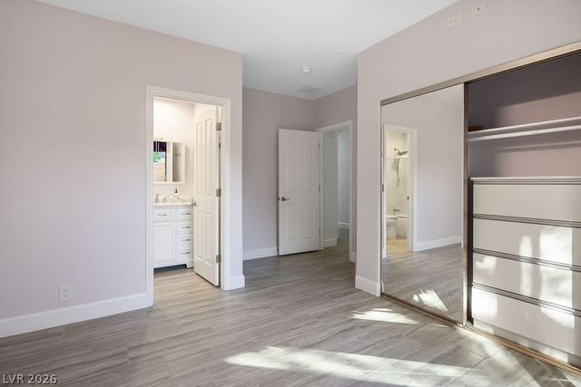 7820 Harbour Towne Avenue, Las Vegas, NV 89113