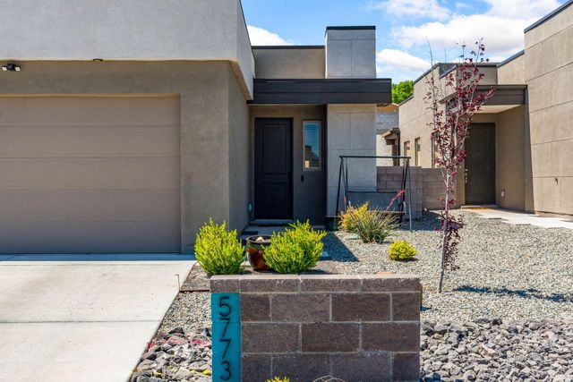 5773 Cosmo Court NE, Rio Rancho, NM 87144