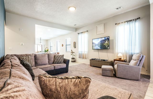 5773 Cosmo Court NE, Rio Rancho, NM 87144
