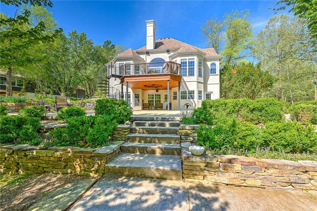 45 Sailboat Drive, Holiday Island, AR 72631
