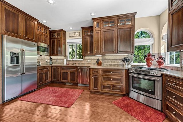 45 Sailboat Drive, Holiday Island, AR 72631