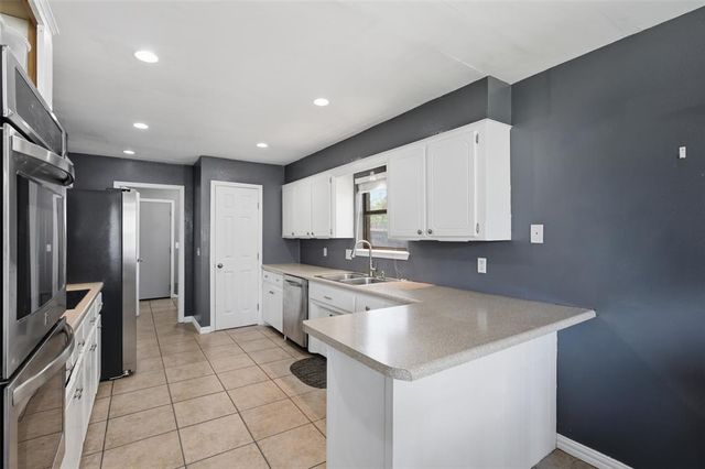1412 Foxfire Street, Oklahoma City, OK 73160