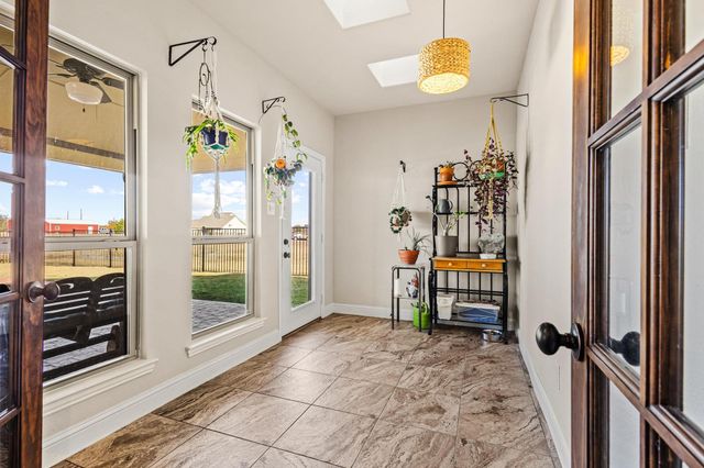 103 Knob Hill Road, Whitewright, TX 75491