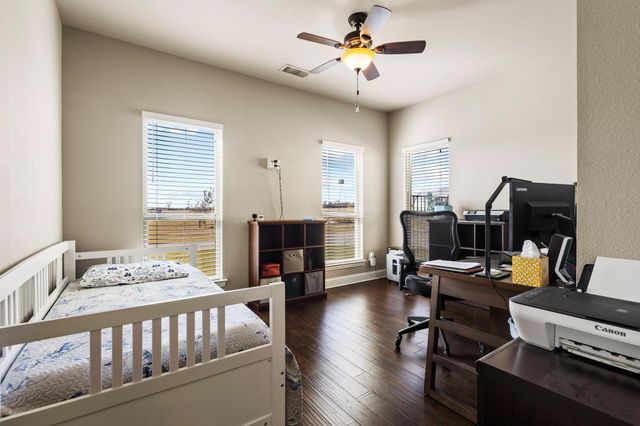 103 Knob Hill Road, Whitewright, TX 75491