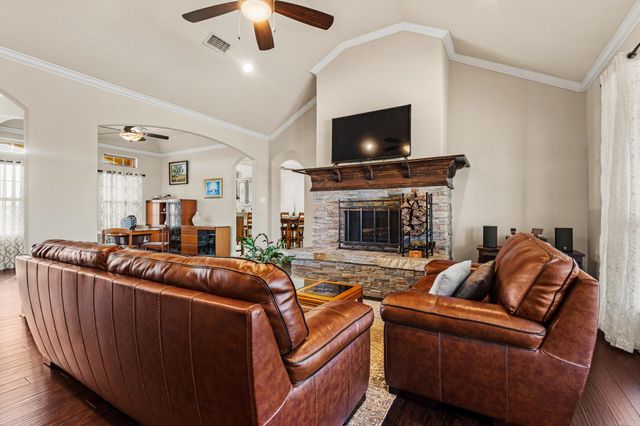 103 Knob Hill Road, Whitewright, TX 75491