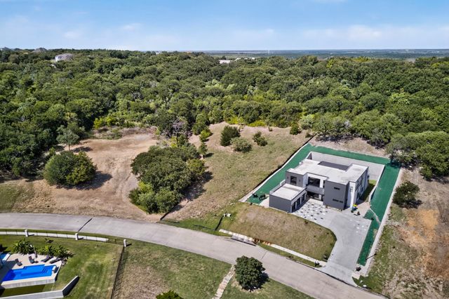 2438 Creekwood Drive, Cedar Hill, TX 75104