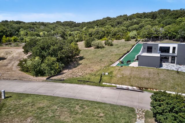 2438 Creekwood Drive, Cedar Hill, TX 75104