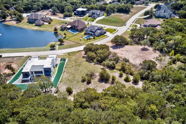 2438 Creekwood Drive, Cedar Hill, TX 75104