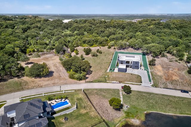 2438 Creekwood Drive, Cedar Hill, TX 75104