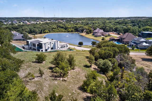 2438 Creekwood Drive, Cedar Hill, TX 75104