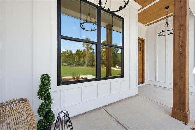 4825 Price Road, Gainesville, GA 30506