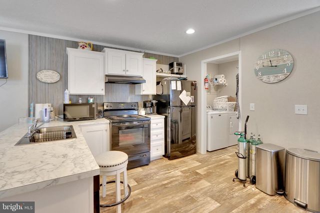 38362 SQUIRREL RD, Ocean View, DE 19970