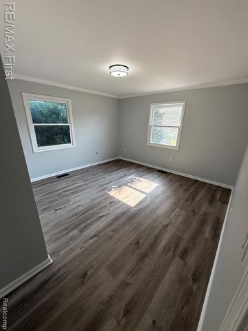 53990 N Foster Road, Chesterfield, MI 48051