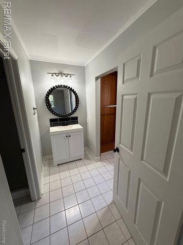 53990 N Foster Road, Chesterfield, MI 48051