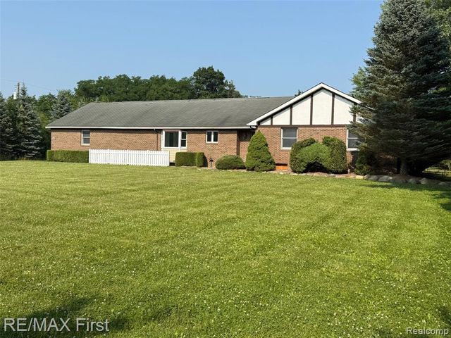53990 N Foster Road, Chesterfield, MI 48051