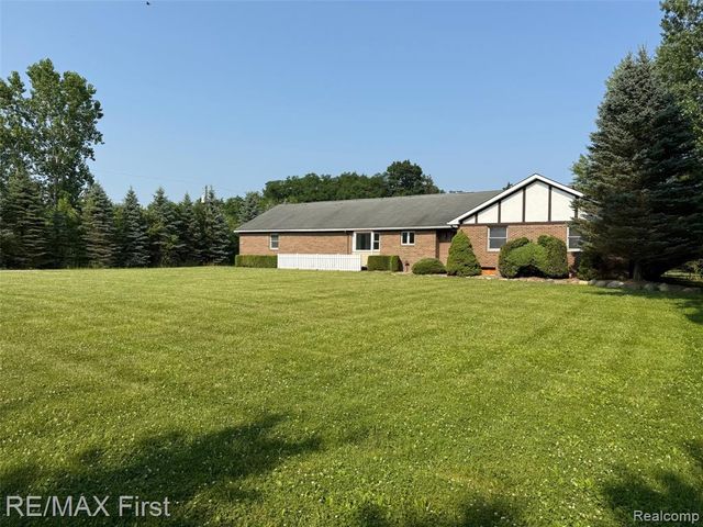 53990 N Foster Road, Chesterfield, MI 48051
