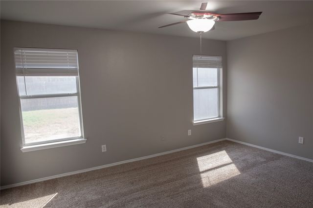 320 Chisholm Trail, Krum, TX 76249