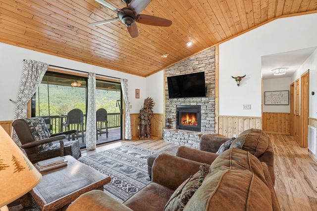 445 Tranquil Cove, Murphy, NC 28906