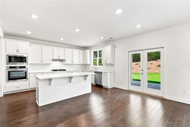 5837 Creek Indian Drive, Sugar Hill, GA 30518