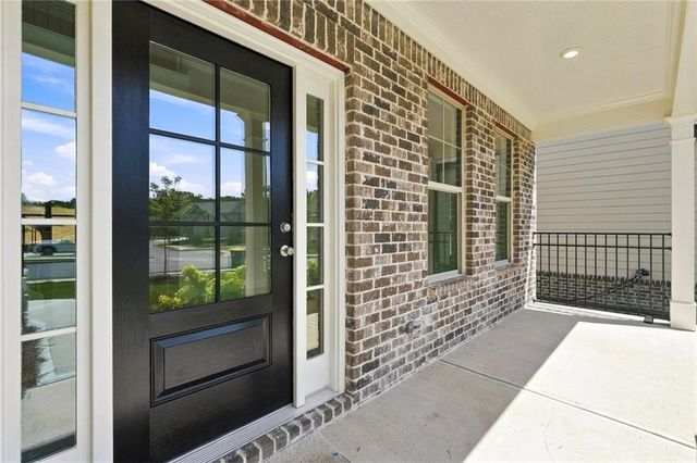 5837 Creek Indian Drive, Sugar Hill, GA 30518