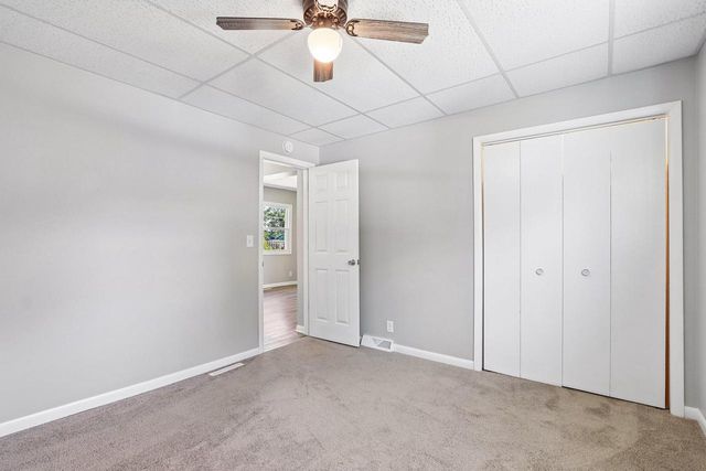 2107 Haegele DRIVE, Twin Lakes, WI 53181