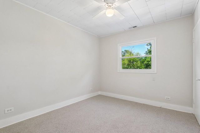 2107 Haegele DRIVE, Twin Lakes, WI 53181