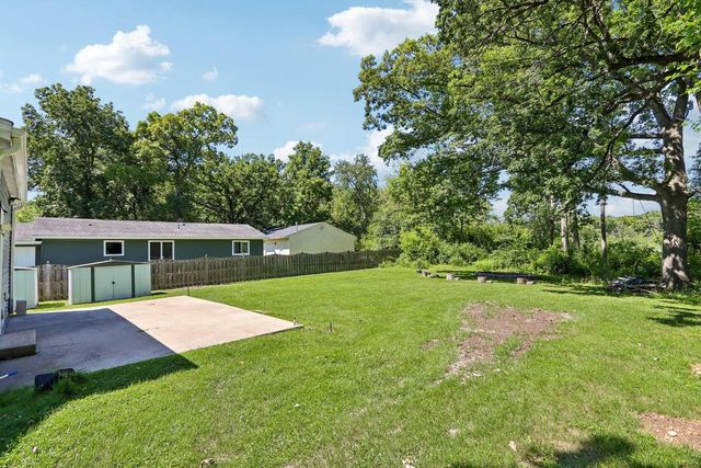2107 Haegele DRIVE, Twin Lakes, WI 53181